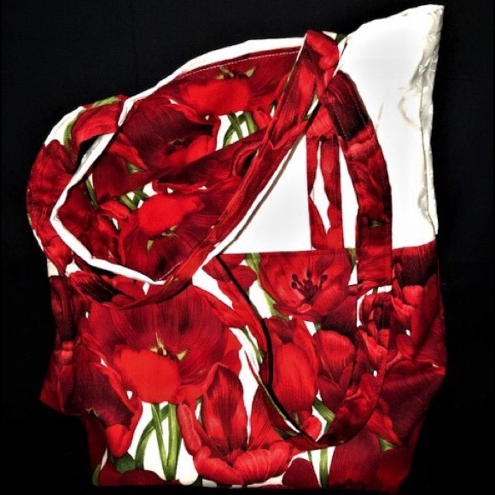 KRISTAN’S Market Bag TULIPS ON WHITE